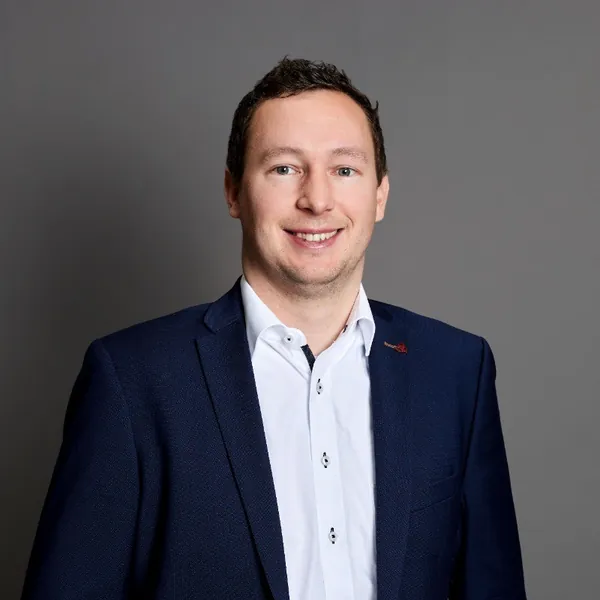 Niklas Lübker